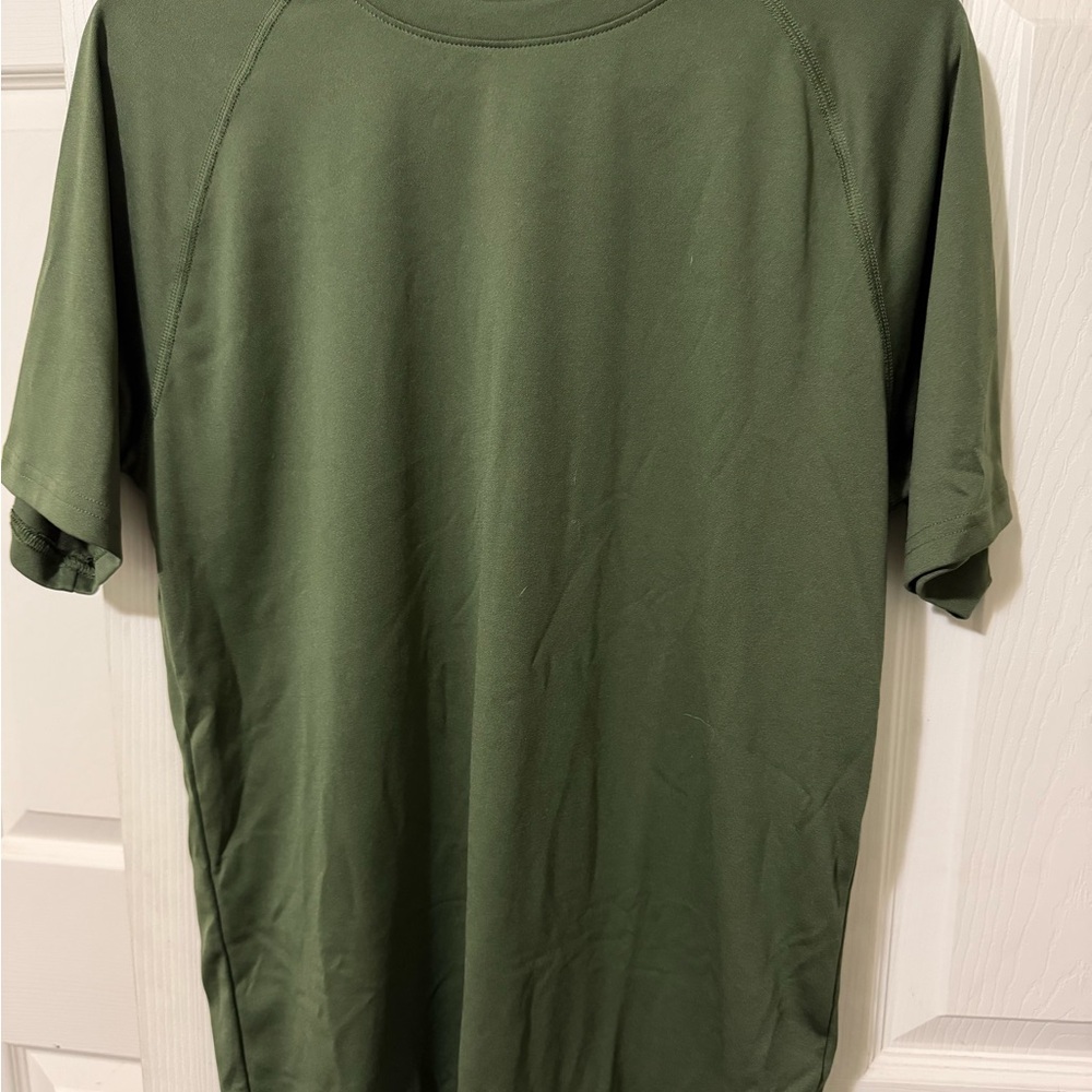 Under Armour Men’s Olive Green Short Sleeve Tee